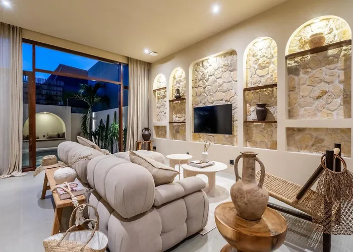 Amani 3 New, Luxury, Mediterranean, Private Pool, * Canggu