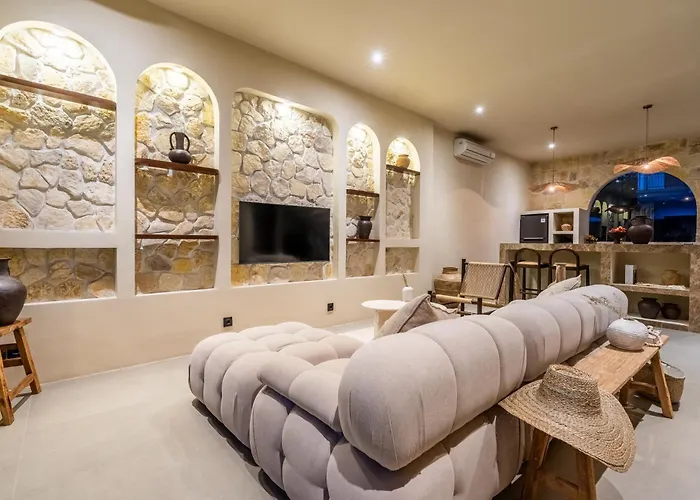 Amani 3 New, Luxury, Mediterranean, Private Pool, Villa *